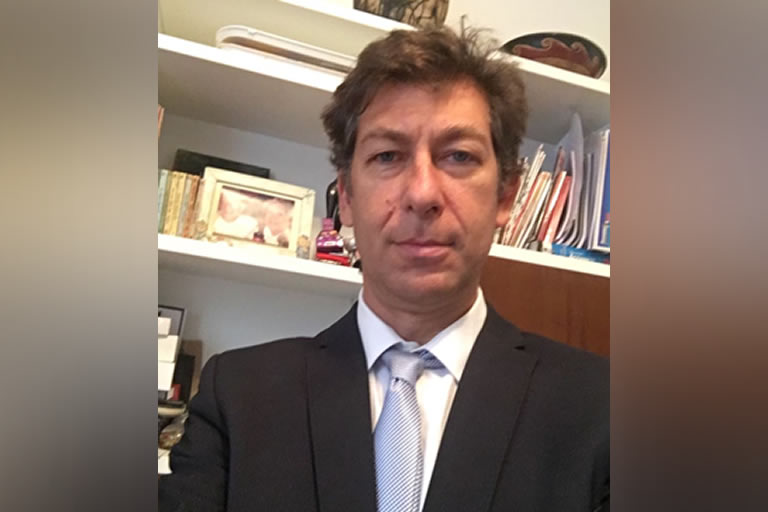 Dr Guido Bergman